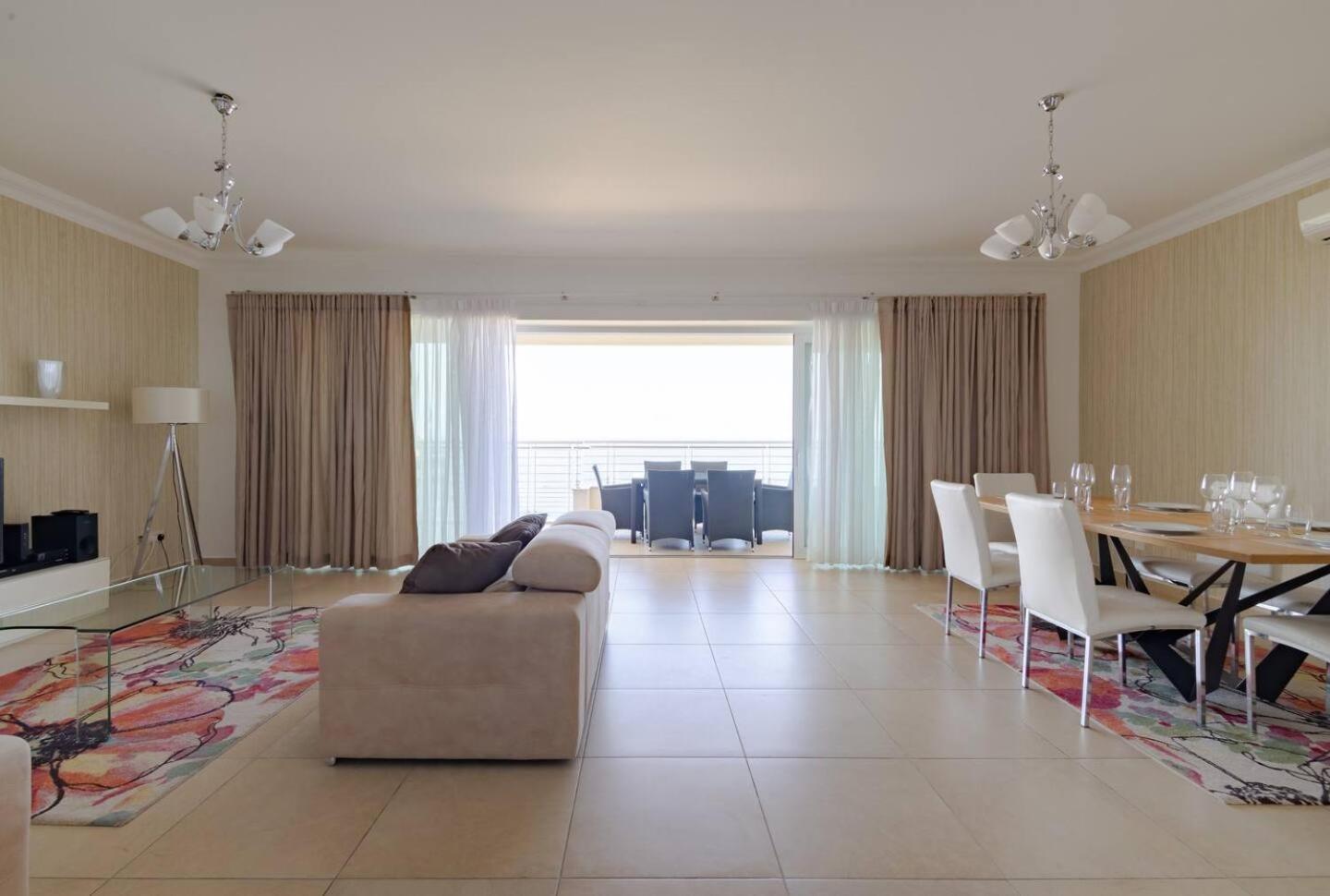 Fort Cambridge Apartments By Homely Sliema Exteriér fotografie