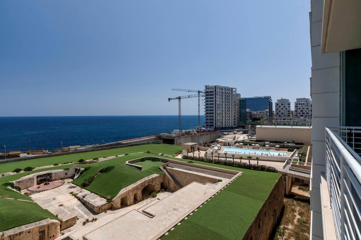 Fort Cambridge Apartments By Homely Sliema Exteriér fotografie