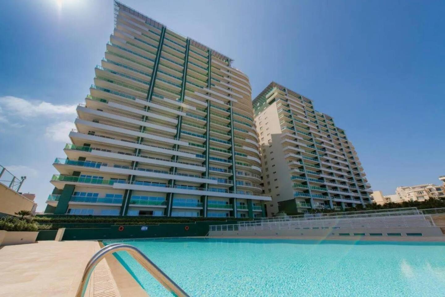 Fort Cambridge Apartments By Homely Sliema Exteriér fotografie