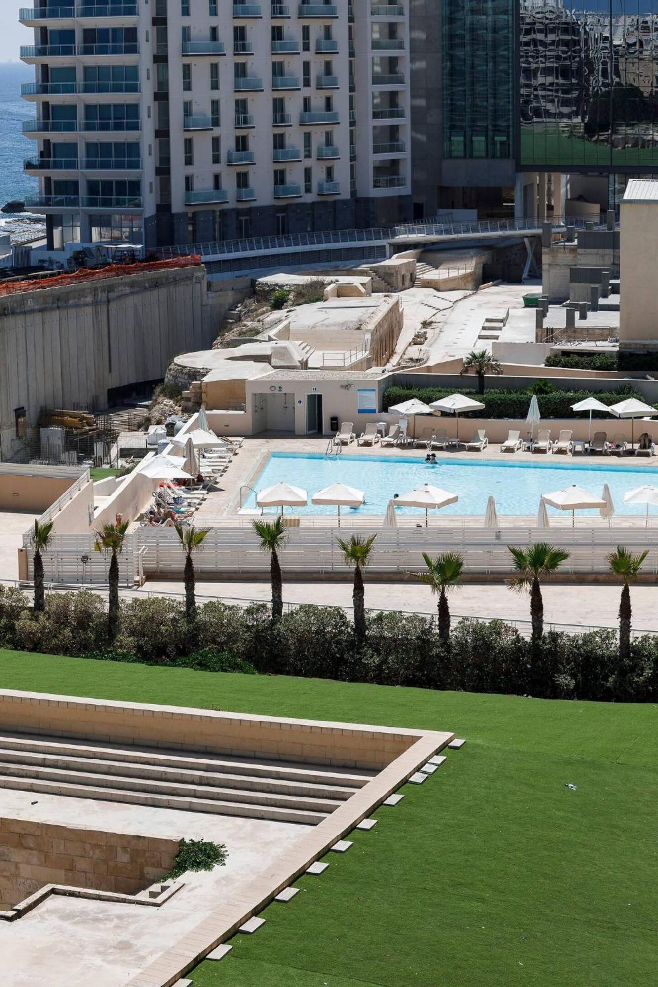 Fort Cambridge Apartments By Homely Sliema Exteriér fotografie