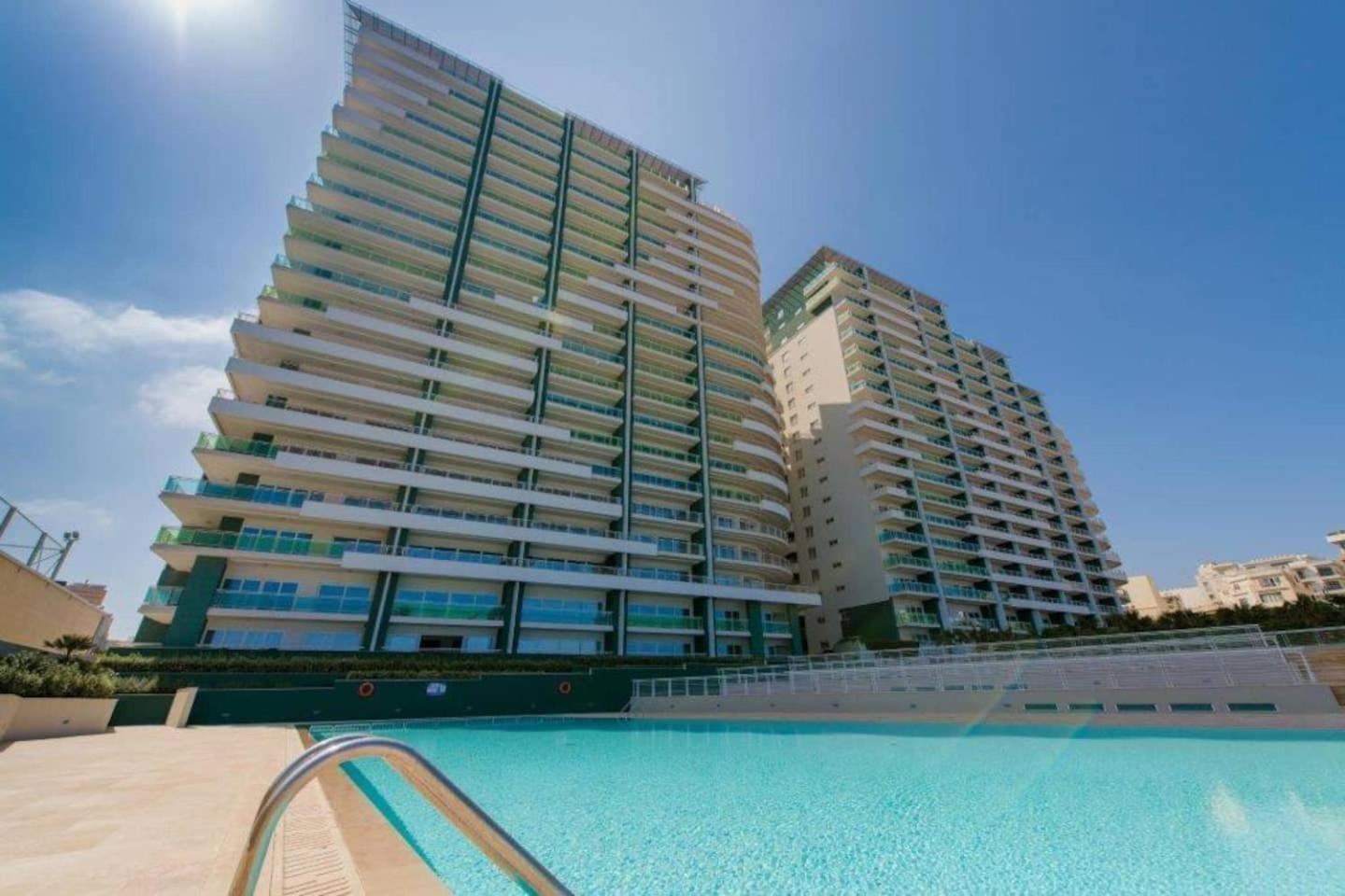 Fort Cambridge Apartments By Homely Sliema Exteriér fotografie