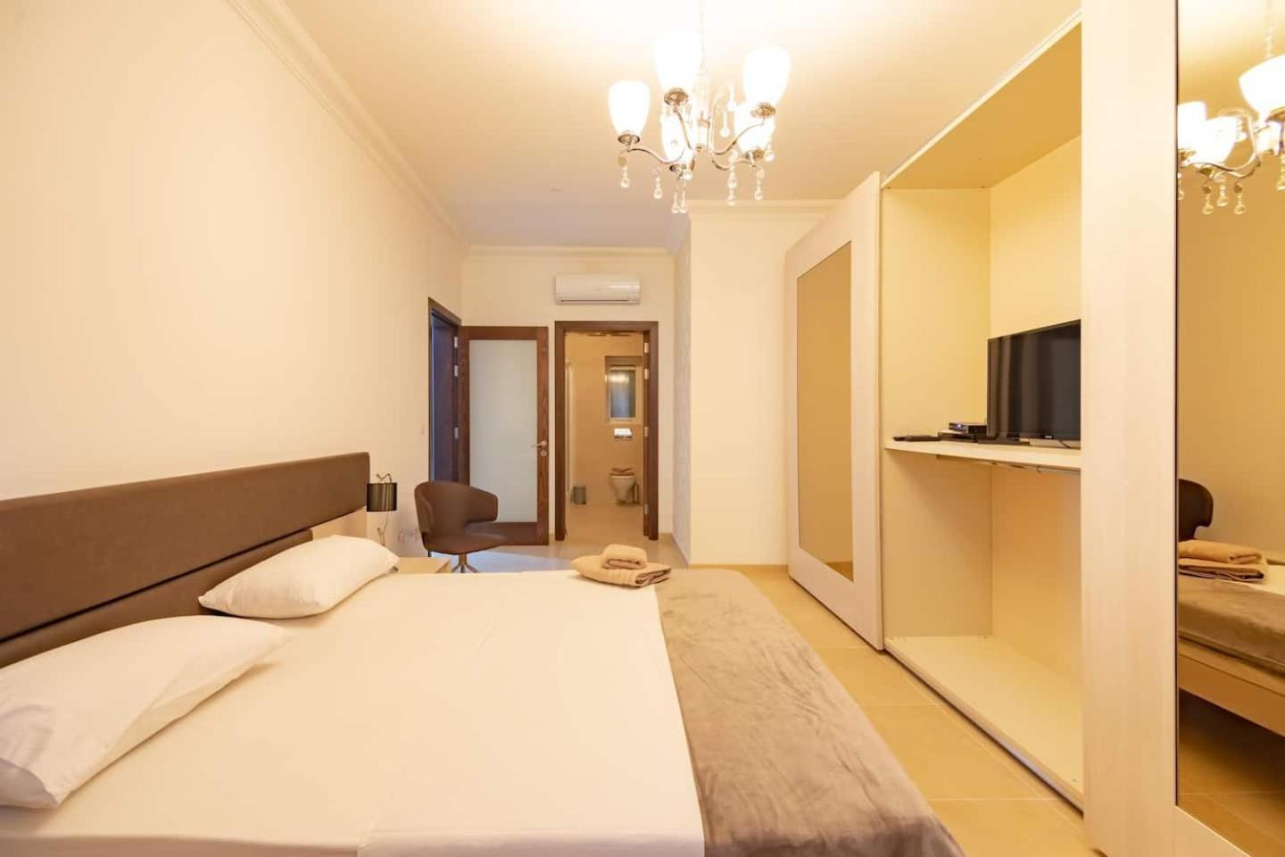 Fort Cambridge Apartments By Homely Sliema Exteriér fotografie