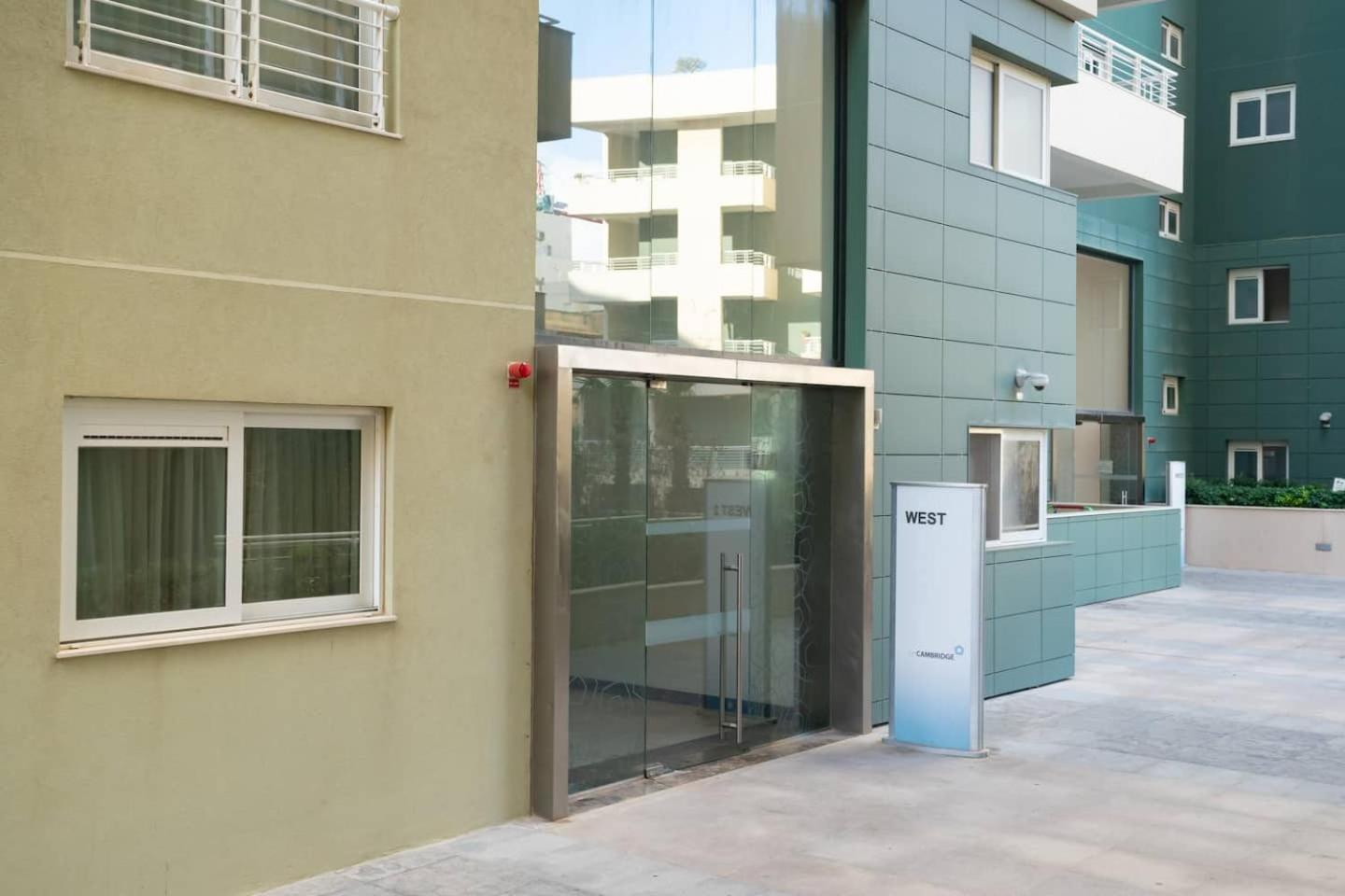 Fort Cambridge Apartments By Homely Sliema Exteriér fotografie